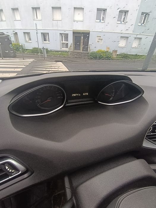 PEUGEOT 308 2015 — imagine 2