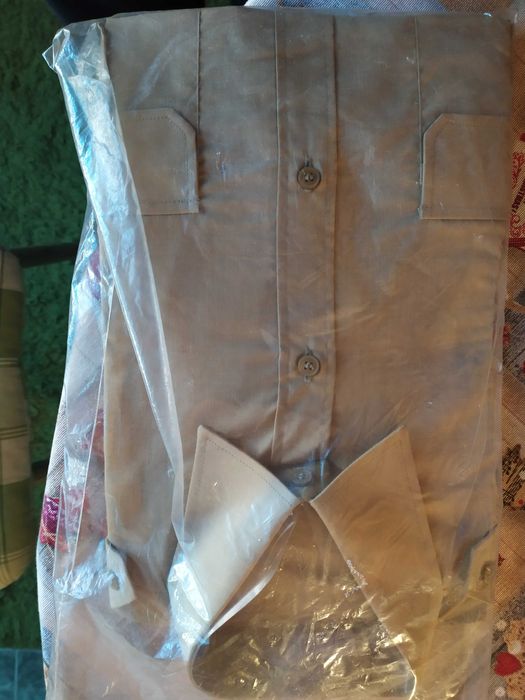 Мъжка  риза нова