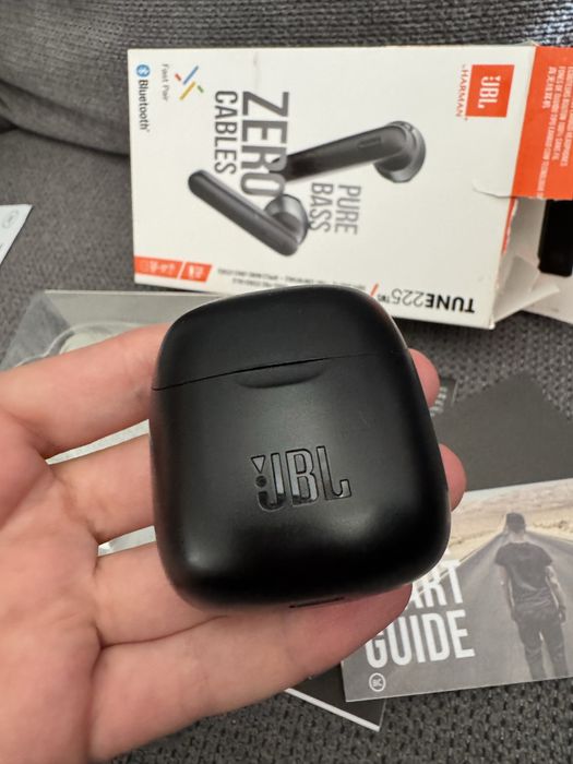 JBL Tune 225 безжични слушалки