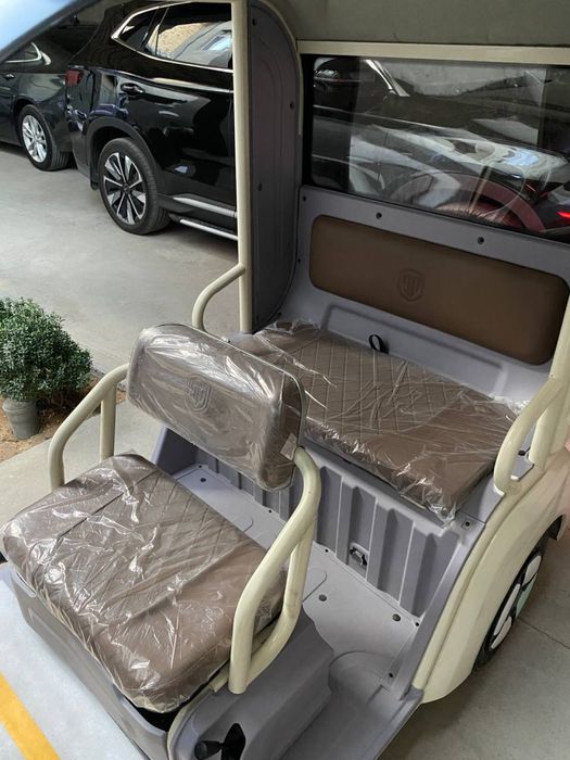 Продам скутер, трёхколёсный, скорость 60, ход 100км, без прав!