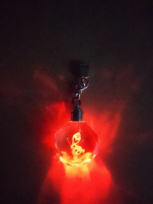 Брелок светящийся