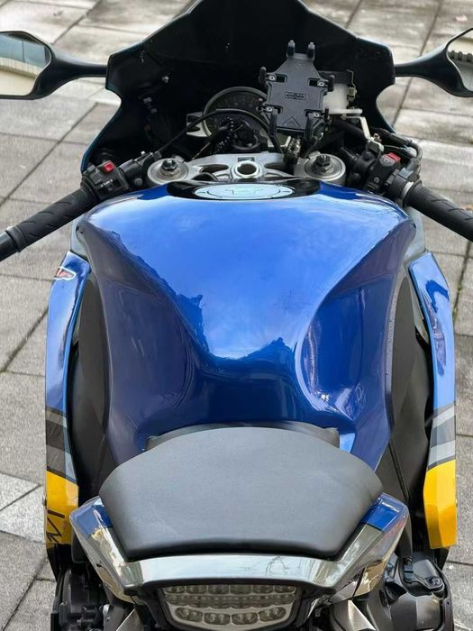 Honda CBR 1000 мотоцикл