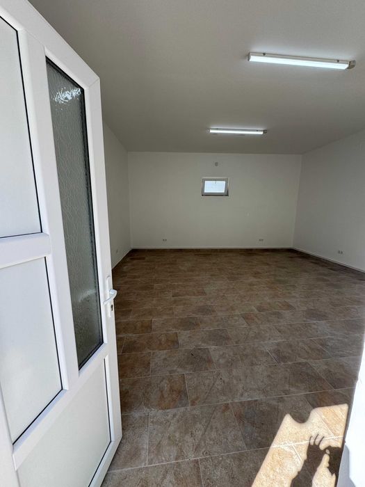 Spatiu Comercial, Birou, Spatiu de Depozitare etc.