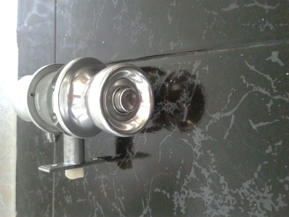 Секретна брава за входна врата