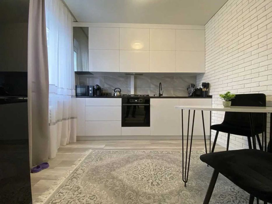 Дава се под наем Двустаен апартамент в София, Зона Б-18 - 56 кв.м за 459 € - Снимка #1