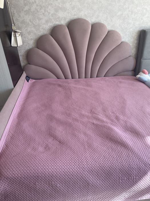 Детская кровать ракушка.