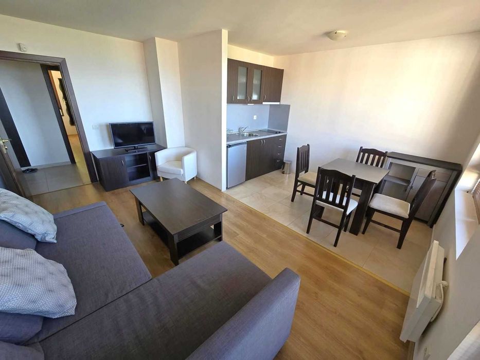 Тристаен апартамент в комплекс с минерална вода за продажба в Банско