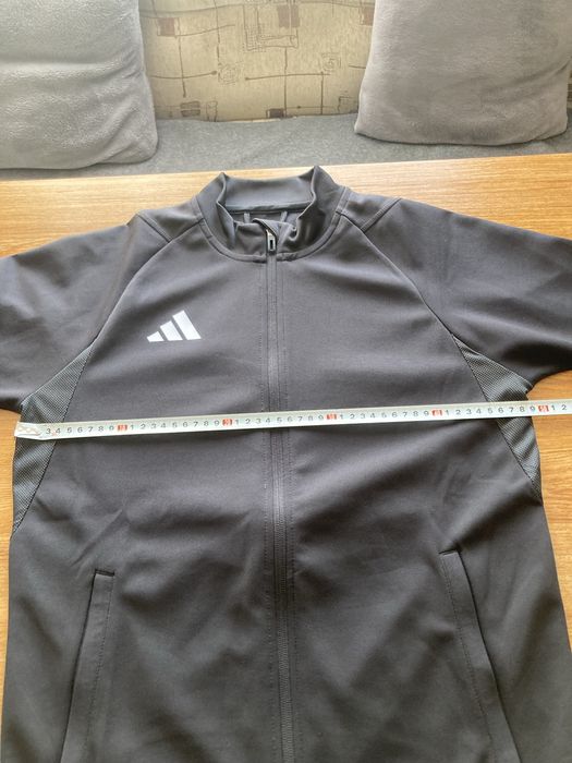 Мъжка оригинална ветровка Adidas