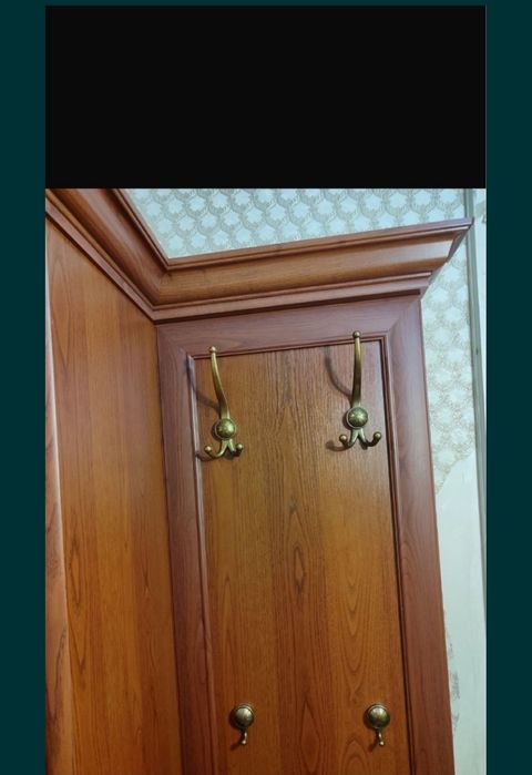 Продам шкаф для прихожей