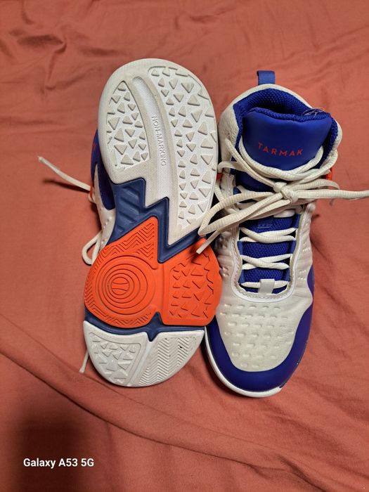 Детски баскетболни маратонки TARMAK.