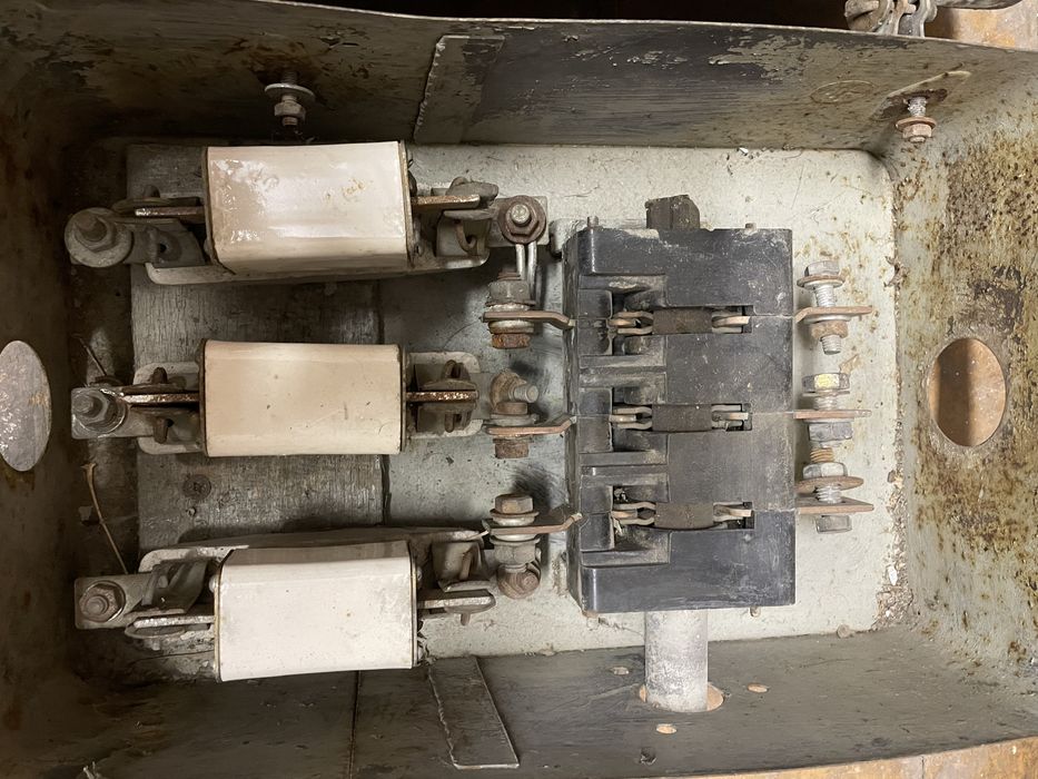 Продам рубильник