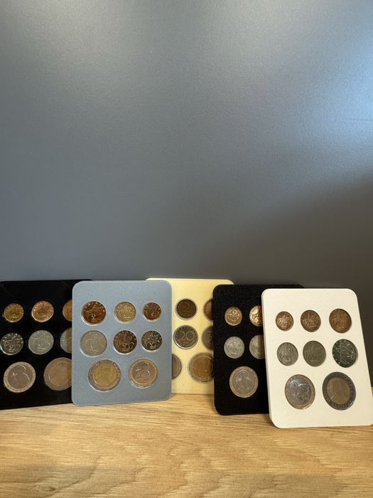 Колекционерски комплект български монети.