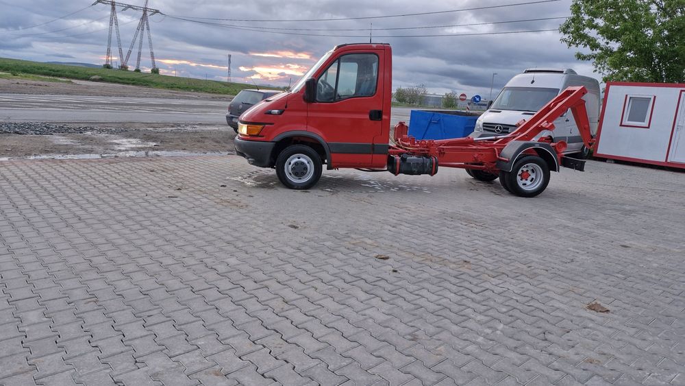 Iveco  basulabil  abroll kipper