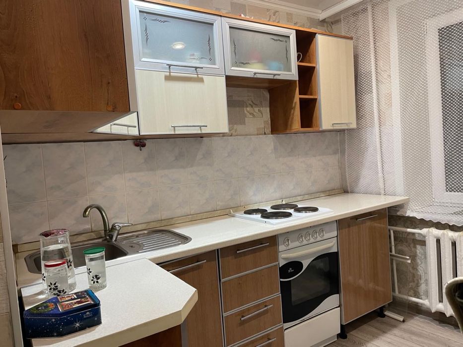 Кухонный гарнитур  б/у