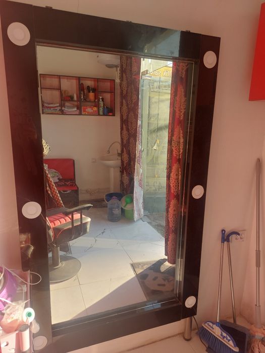 Салон нарсалари сотилади