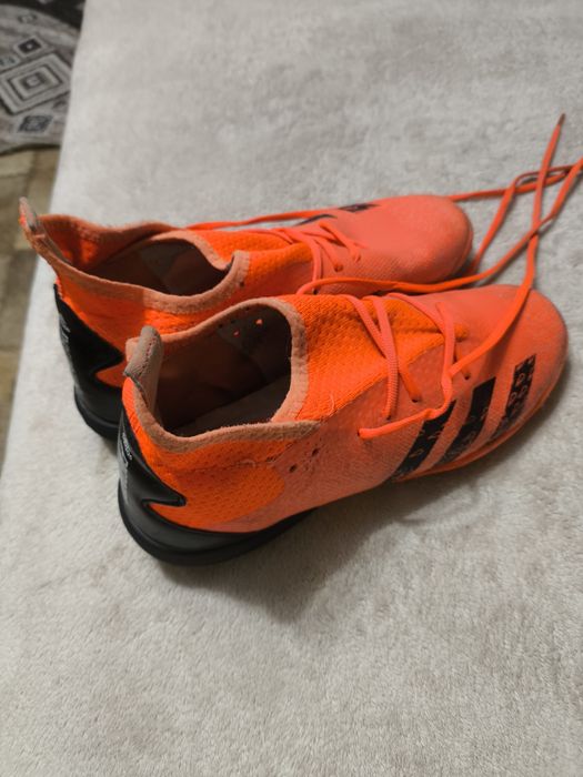 Сороконожки Adidas predator orange
