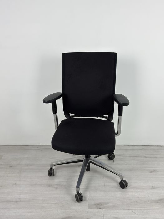 Ергономичен въртящ се стол Klöber Duera - различни дизайни