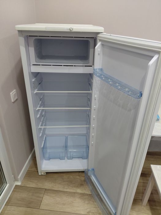 Продам стиральная машина и холодильник