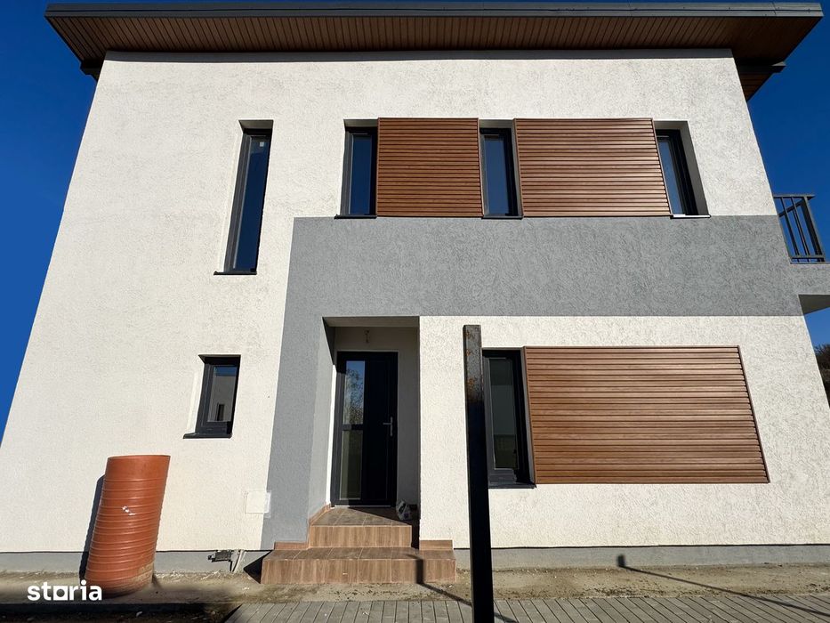 CANALIZARE! Incalz in pard! Vila 4 camere, Bucium - Barnova