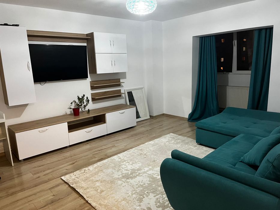 Se ofera spre inchiriere apartament cu 3 camere