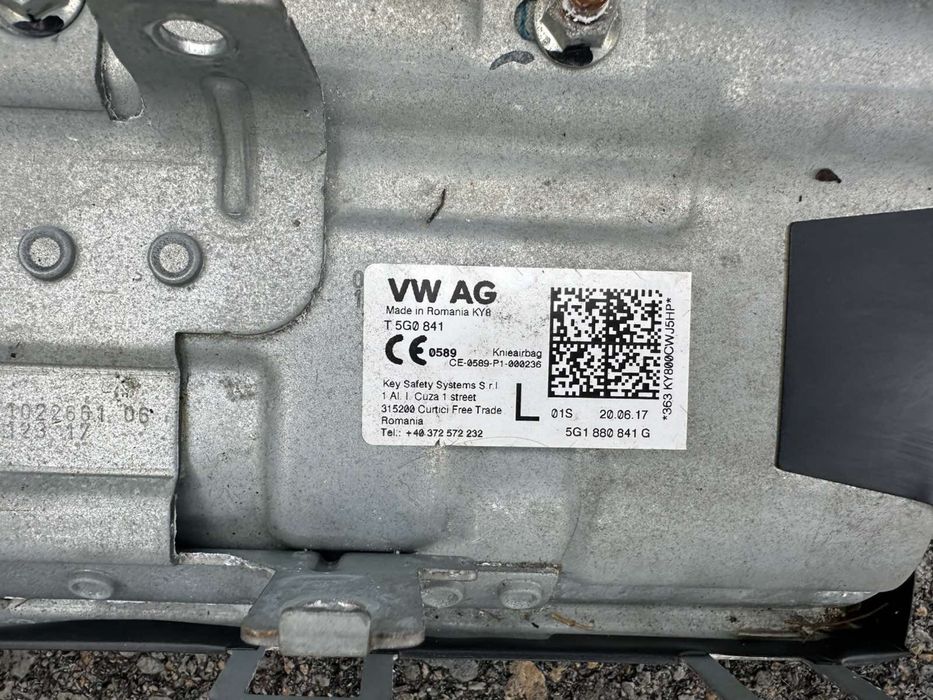 Vw Golf 7.5 Табло със еърбег и еърбег в крака 5G1858296