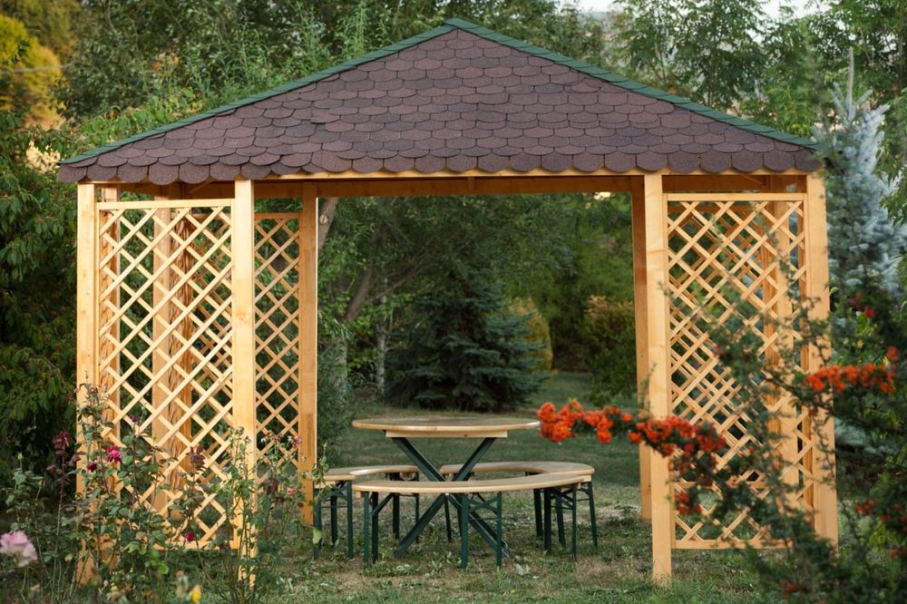 Vindem foisoare si terase la gata