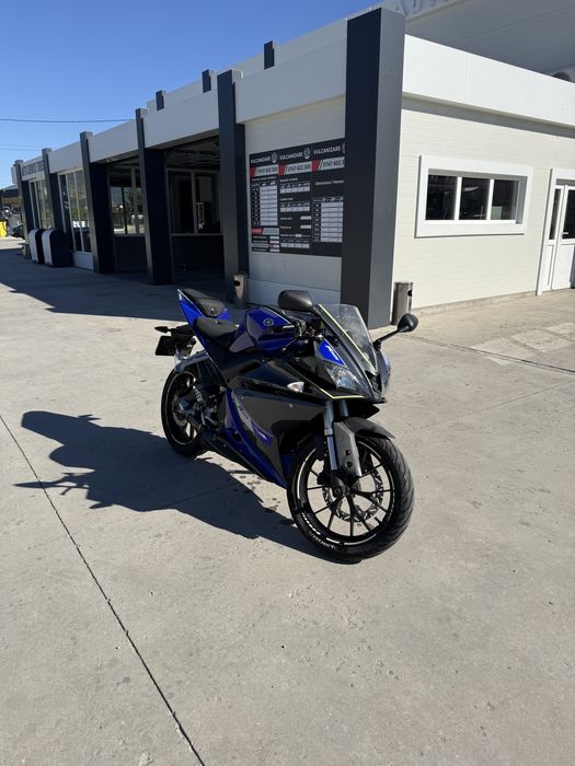 Yamaha YZF-R125