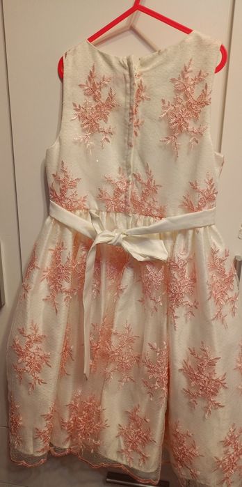 Празнична рокля за момиче