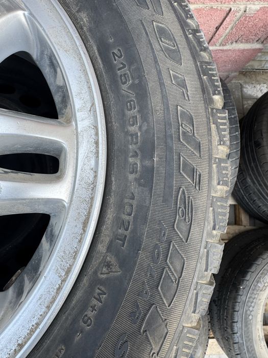 Резина с диском на Мерседес