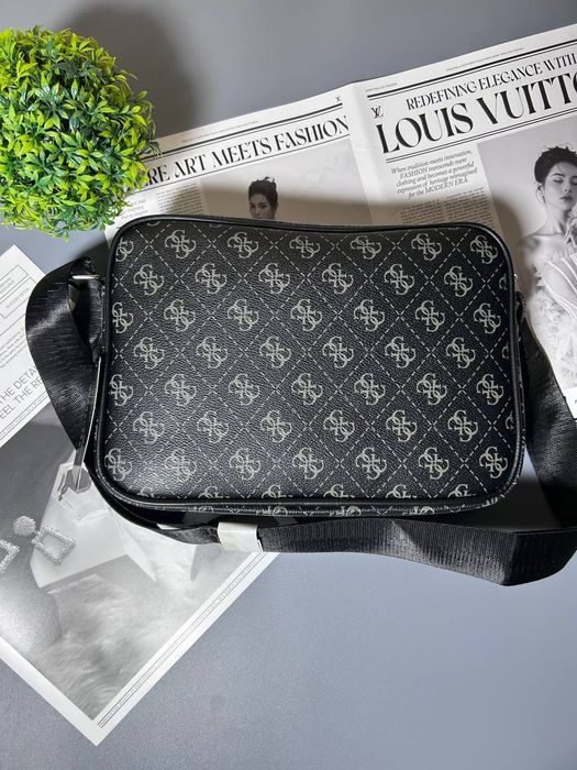 Мужская сумка Guess