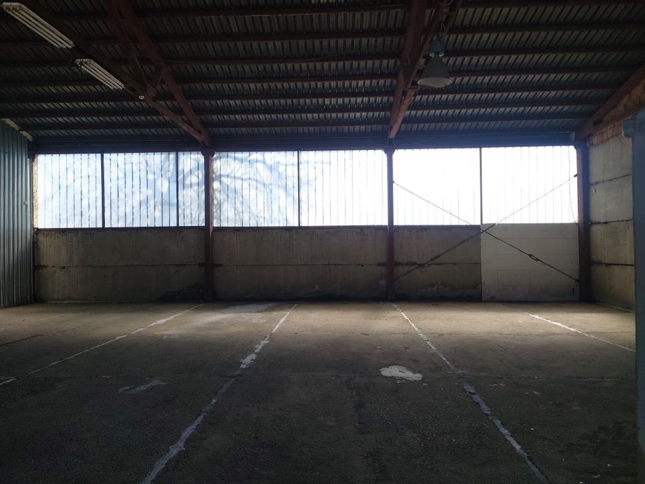 Дава помещение под наем за склад