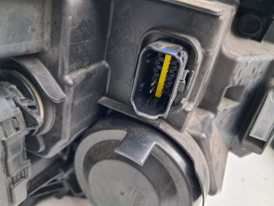 Фар Dacia Duster  led 2022 г