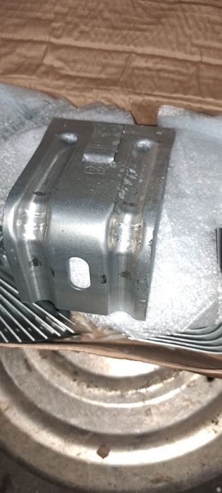 Кронштейн крепления усиленный