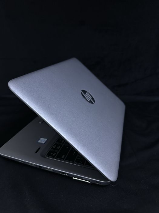 Ноутбук HP ElitBook сенсорный