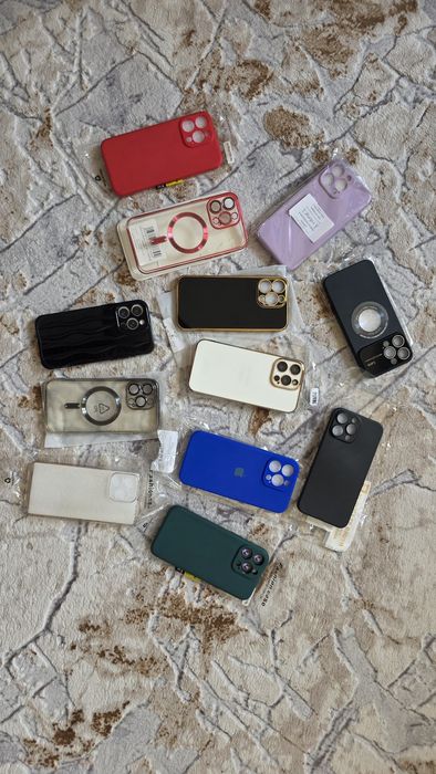 Чехлы для айфон 15про макс в отличном состоянии в количестве 12шт