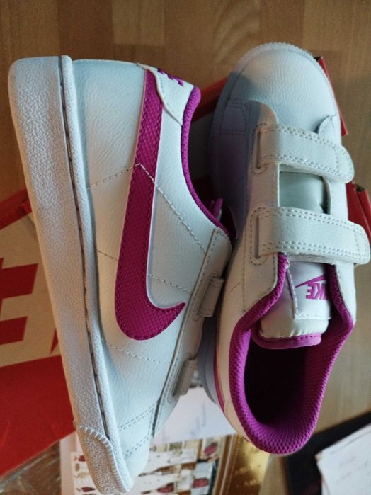 Нови найкове, номер 33, 49лв.