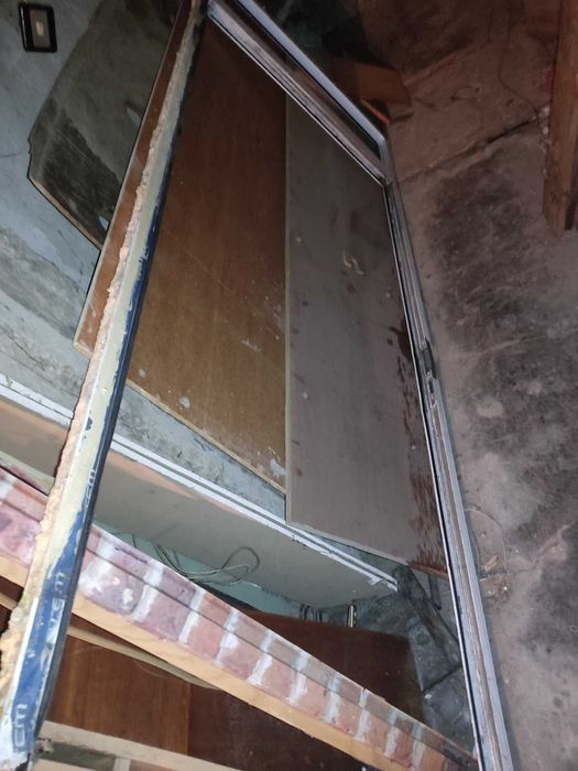 Входна врата алуминиева дограма