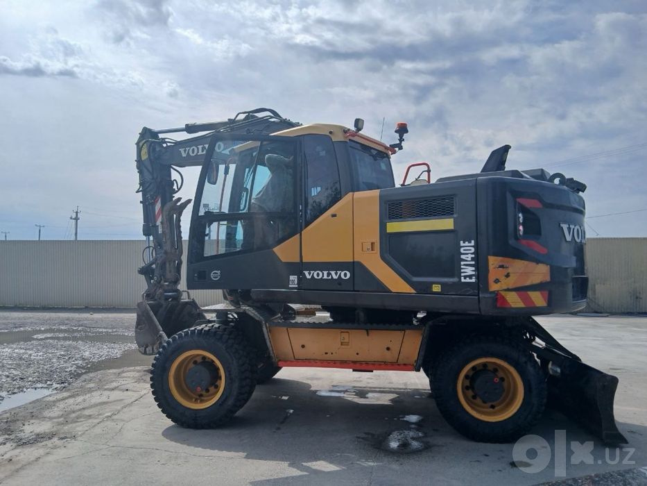 Ekskavator volvo ew 140
