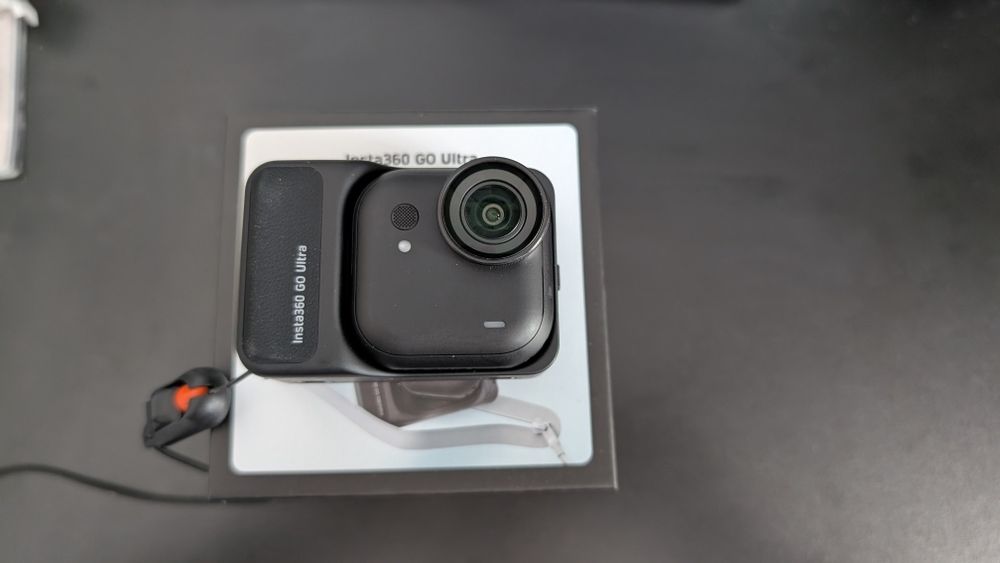 Insta360 Go Ultra