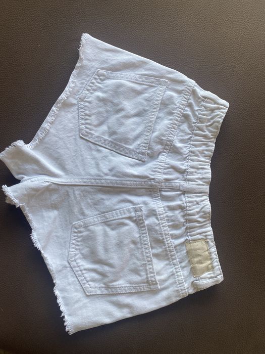 Бели къси гащи Zara