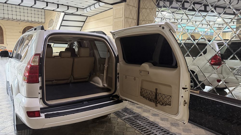 Toyota Land cruiser 120 talik 2.7 mator sotiladi srochna