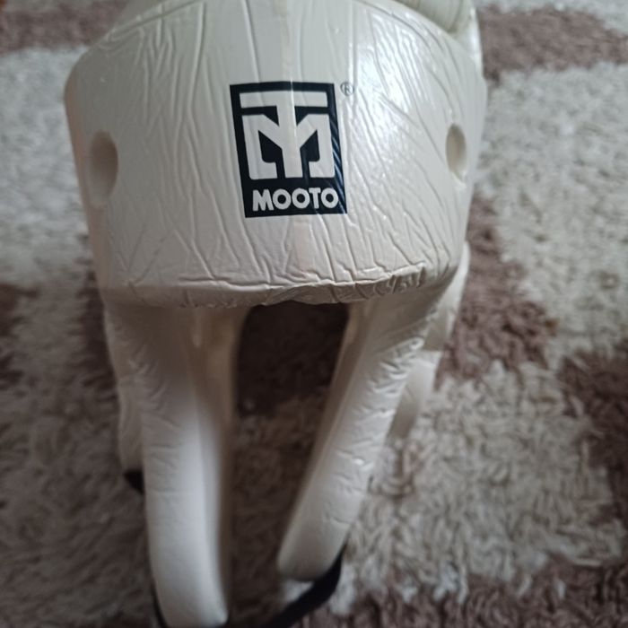 Продам шлем для тэквандо