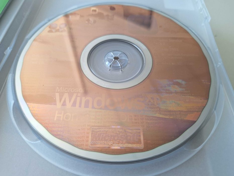 Microsoft Windows XP Home Edition OEM – Romanian Version – Complete Collector’s Package
