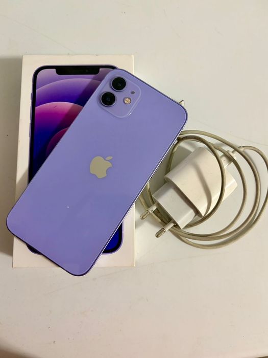 Продам Айфон-12.