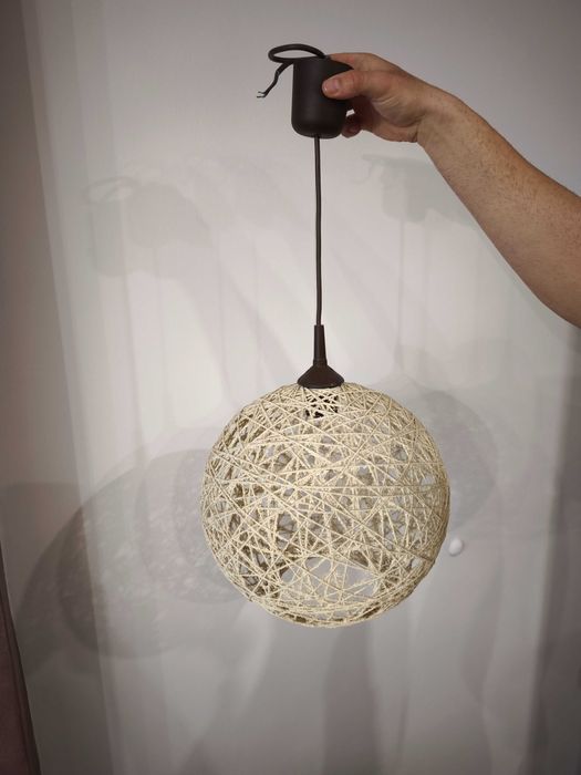 Висяща лампа ( пендел, полилей ) с плетен абажур