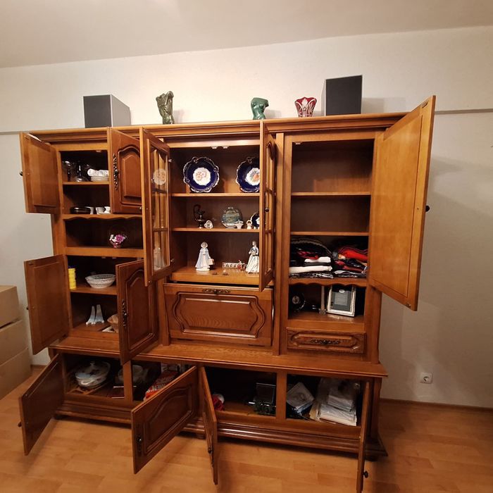 Mobila sufragerie din lemn masiv + comoda TV+ canapea + fotoliu