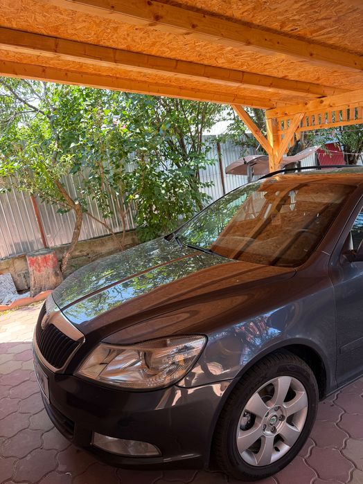 Masina Skoda Octavia 2012