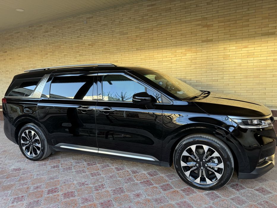 Kia Karnival Korea 2023 г бензин польный Фул