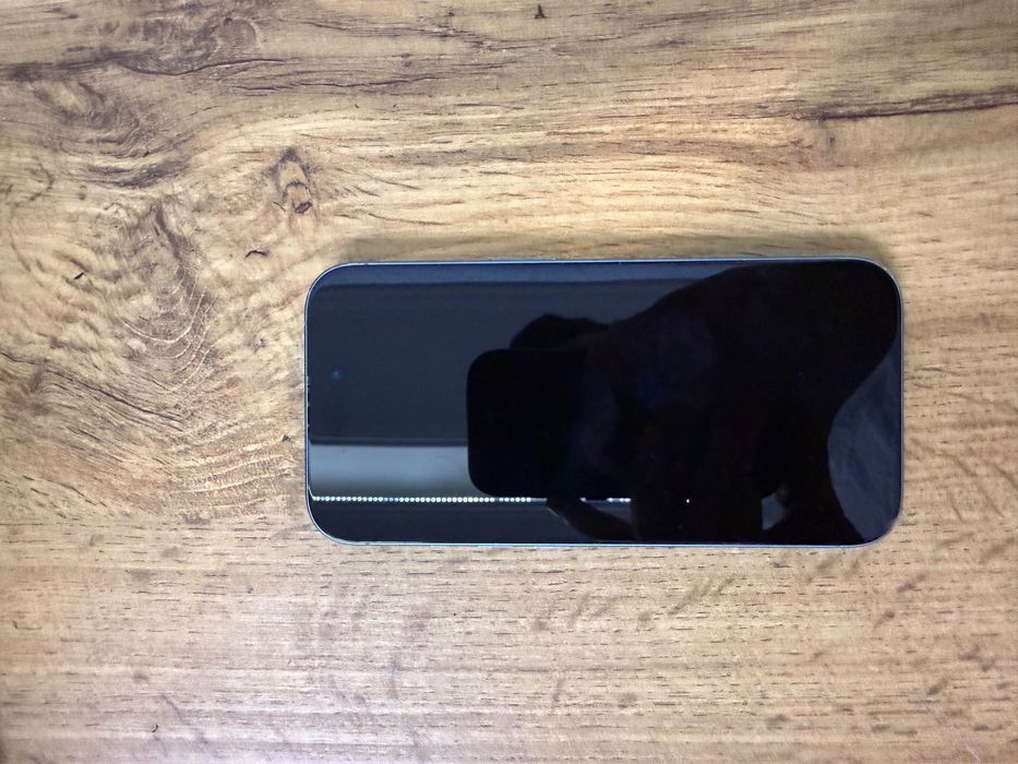 iPhone 16 в хорошем состояний