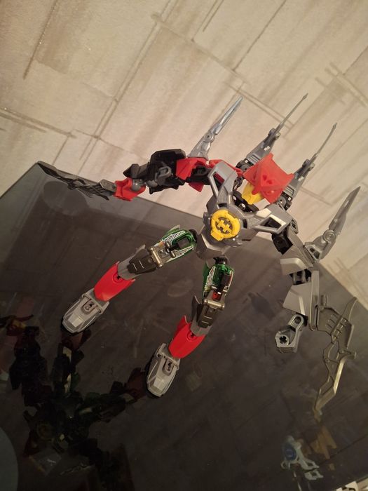 Продаю игрушки биониклы